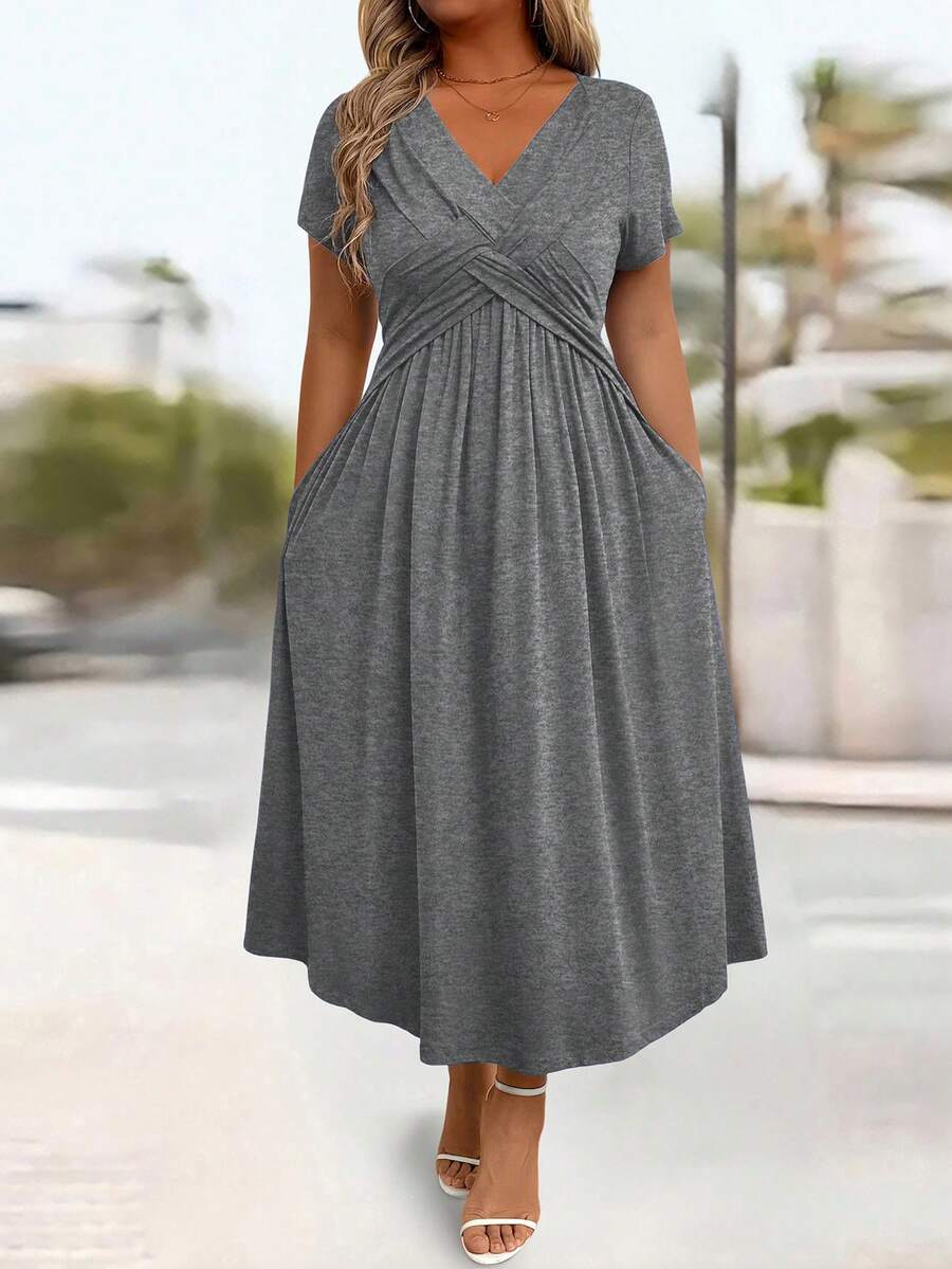Plus Size Women's Solid Color V Neck Cinched Waist Sundress Casual Sleeveless Summer Dress Fashion Outfit Comfortable Daily Wear Style