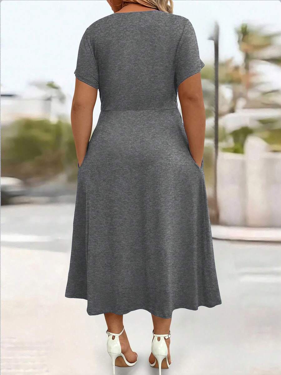 Plus Size Women's Solid Color V Neck Cinched Waist Sundress Casual Sleeveless Summer Dress Fashion Outfit Comfortable Daily Wear Style