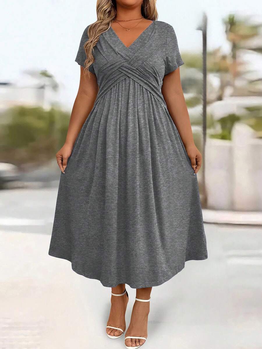 Plus Size Women's Solid Color V Neck Cinched Waist Sundress Casual Sleeveless Summer Dress Fashion Outfit Comfortable Daily Wear Style