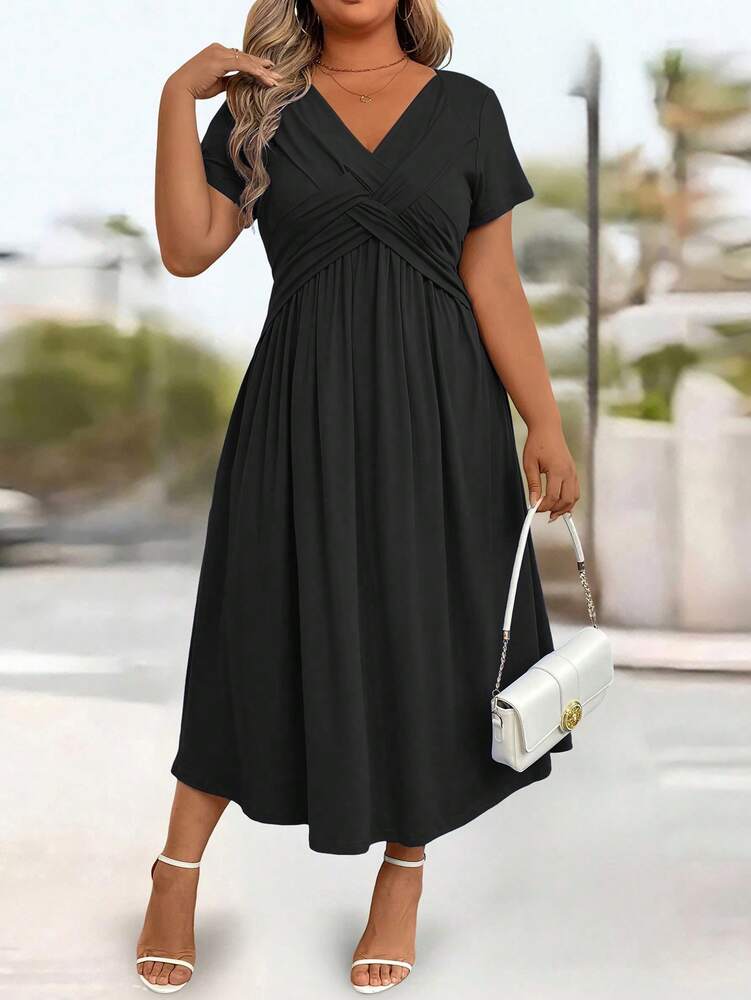 Plus Size Women's Solid Color V Neck Cinched Waist Sundress Casual Sleeveless Summer Dress Fashion Outfit Comfortable Daily Wear Style