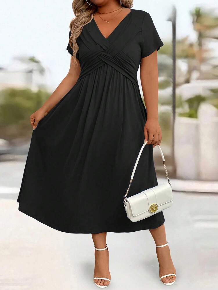 Plus Size Women's Solid Color V Neck Cinched Waist Sundress Casual Sleeveless Summer Dress Fashion Outfit Comfortable Daily Wear Style