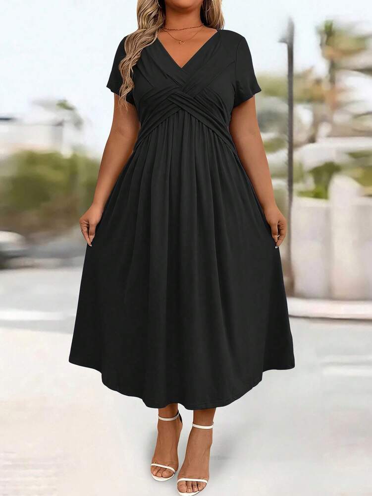 Plus Size Women's Solid Color V Neck Cinched Waist Sundress Casual Sleeveless Summer Dress Fashion Outfit Comfortable Daily Wear Style